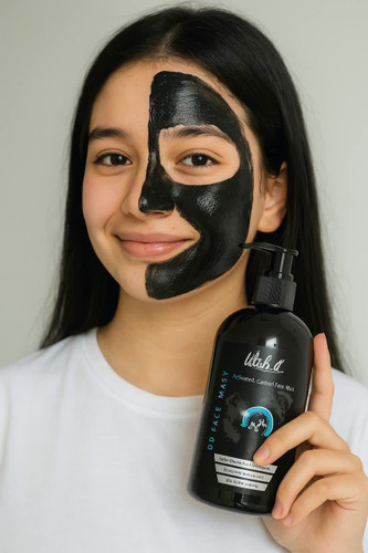 ماسک صورت کربن فعال 300 میل ویتابلاvitabella مناسب پوست چرب و اکنه و جوش اصل و اورجینال